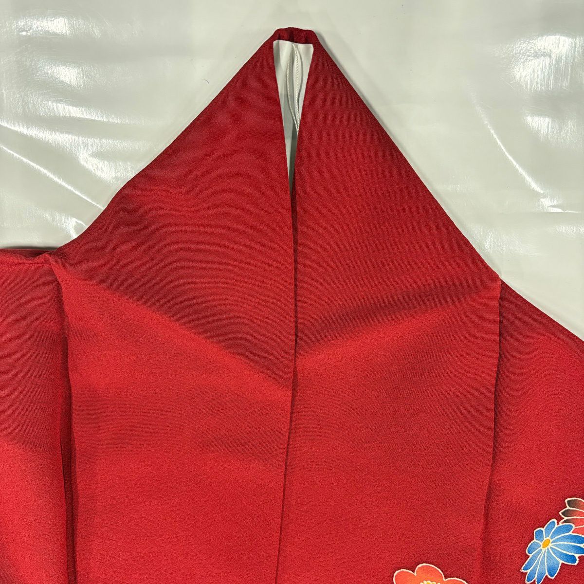 【美品】振袖禮服 身長164.5cm 袖長66cm M 雙層 落款あり 蝶 松樹竹子梅花 染分 ぼかし 紅 純蠶絲 秀品級