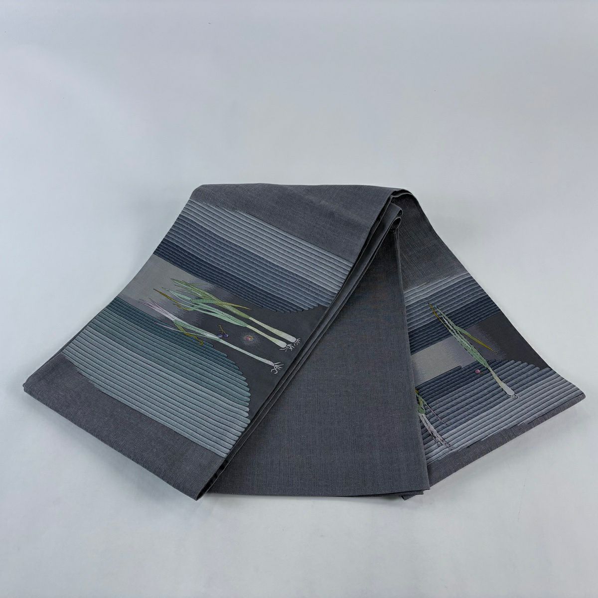 【美品】 袋帶 秀品級 夏帶 蔥 蔬菜 灰色 大鼓圖案 純蠶絲