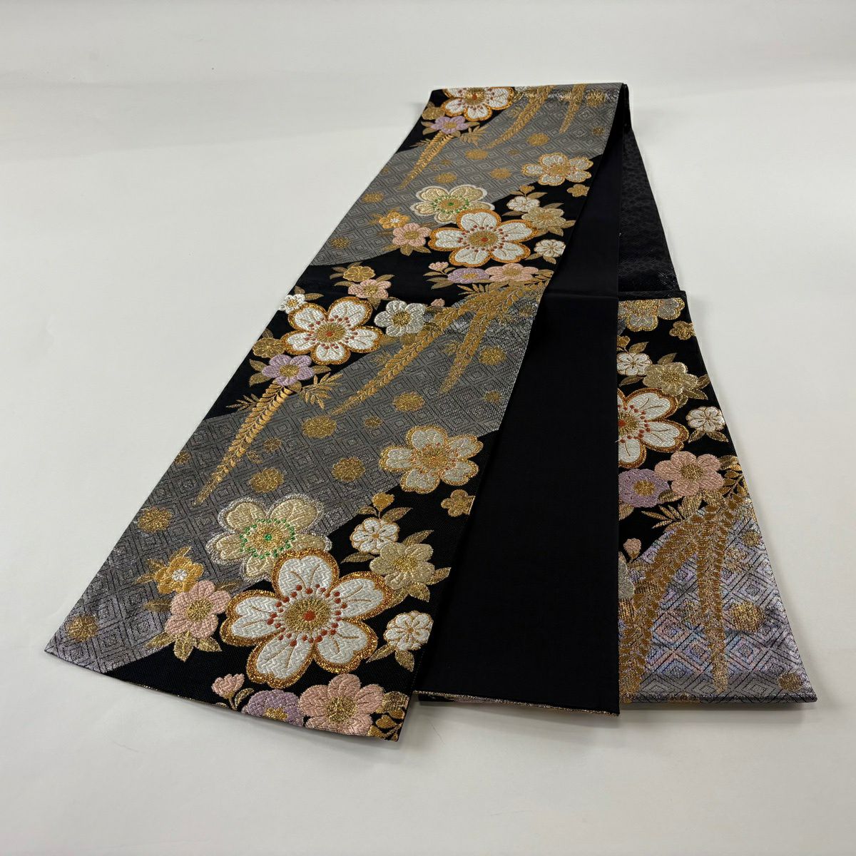 【美品】 袋帶 秀品級櫻花梅花金銀線金金箔黑六通純蠶絲