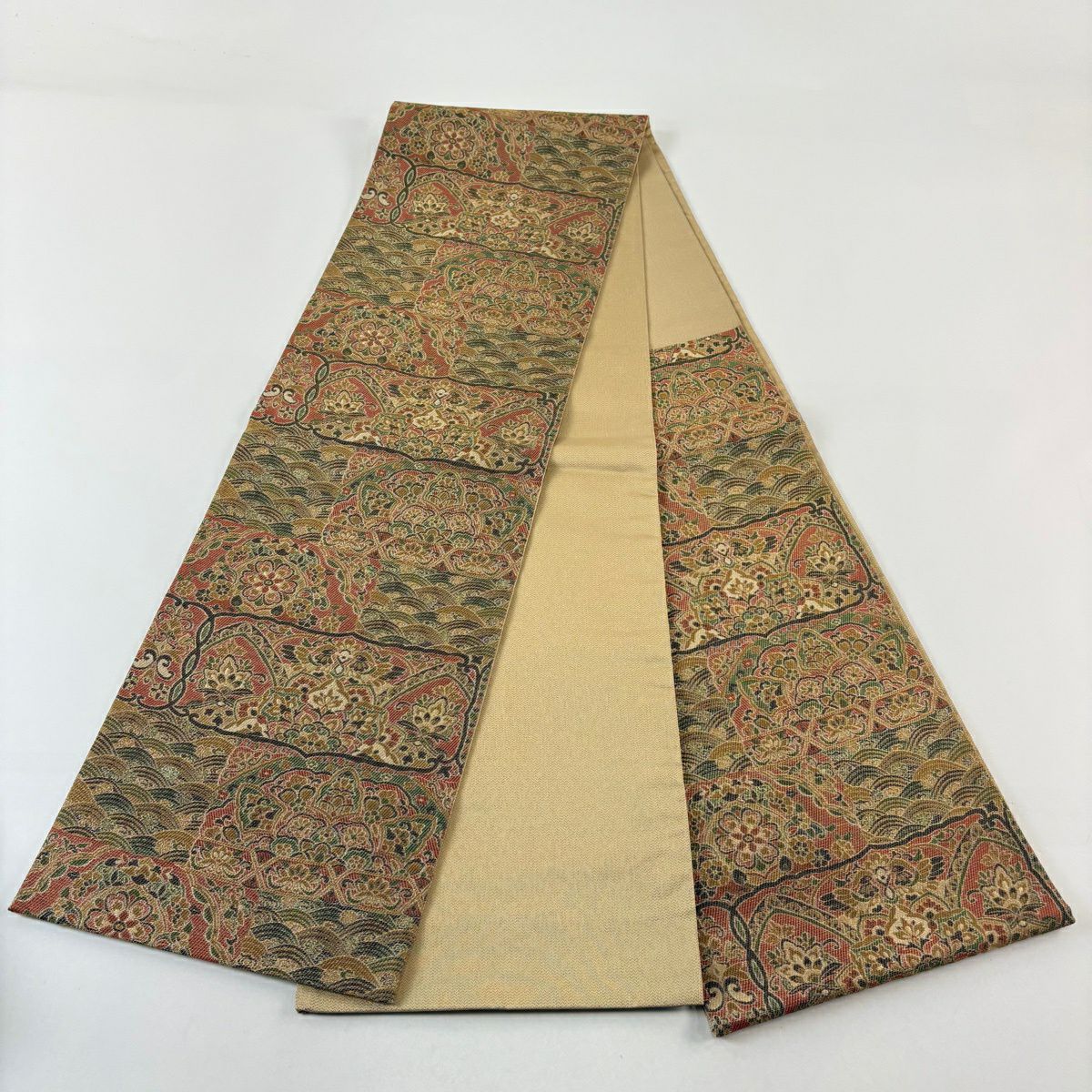 【美品】 袋帶 名品級 華紋 波 輪奈織 金絲 紅茶 六通 純蠶絲