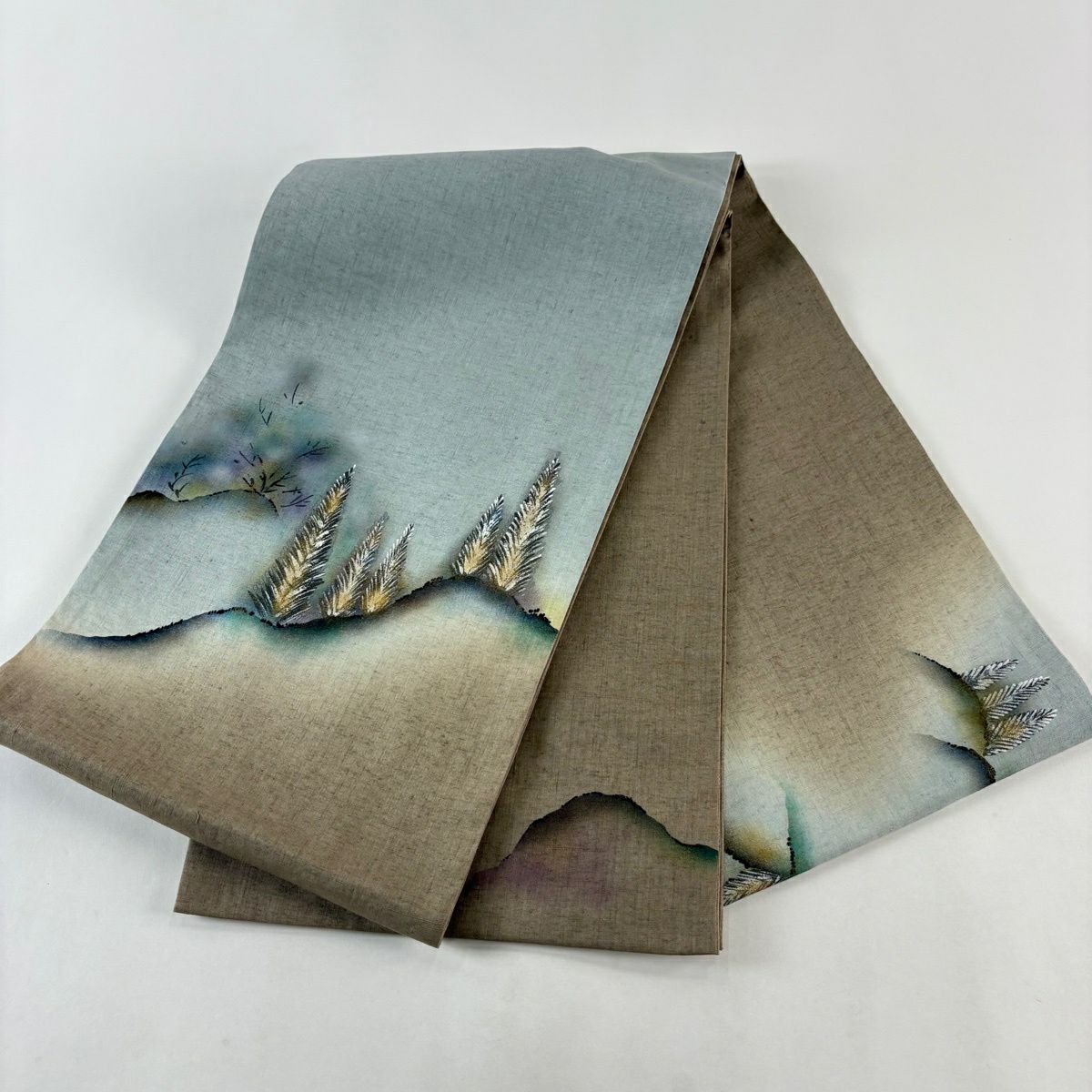 【美品】 袋帶 名品級 附落款 紬織織 風景 樹木 金銀彩 漸變 灰茶 お太鼓圖案 純蠶絲