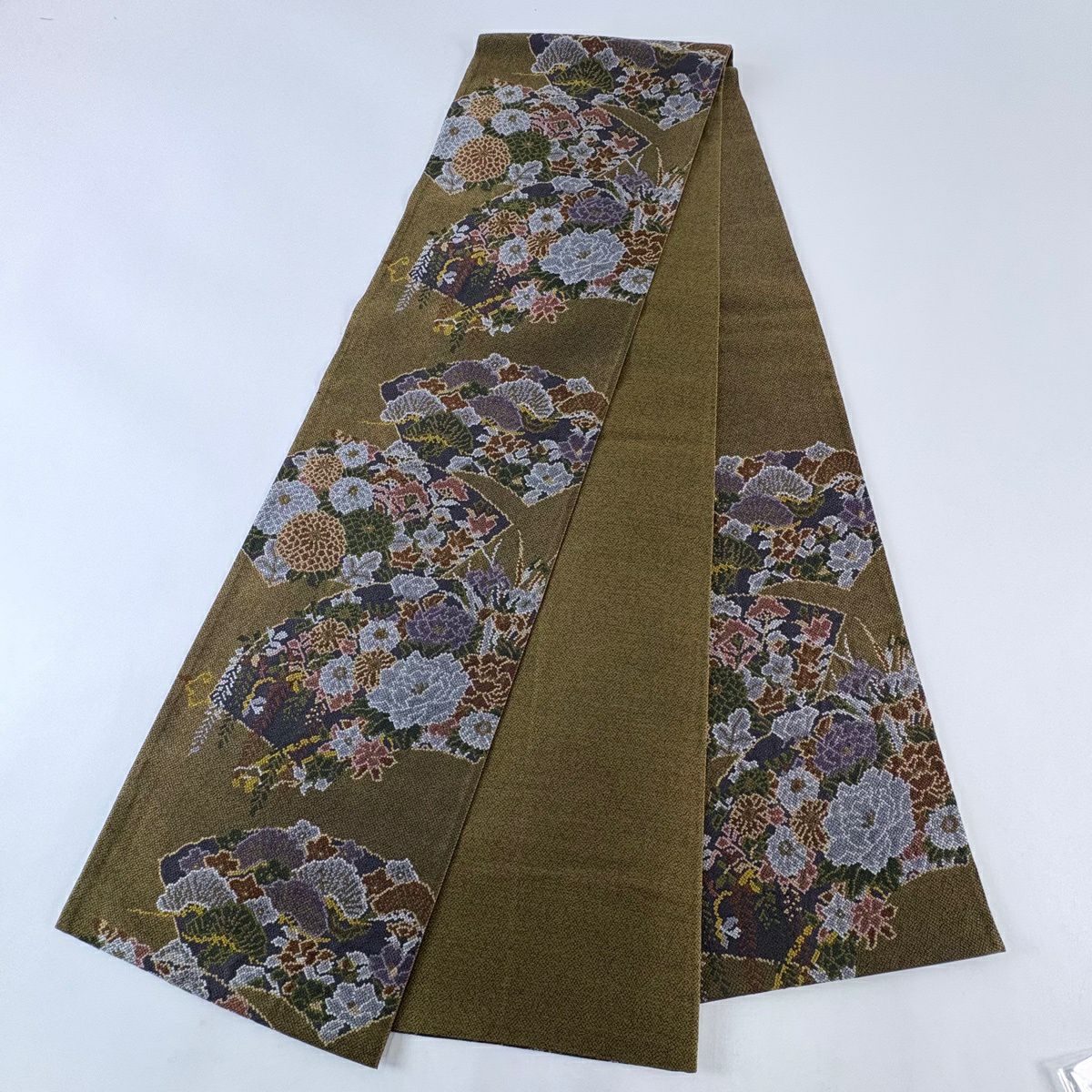 【美品】 袋帶 名品級 扇子面 草花紋 黃土色 六通 純蠶絲
