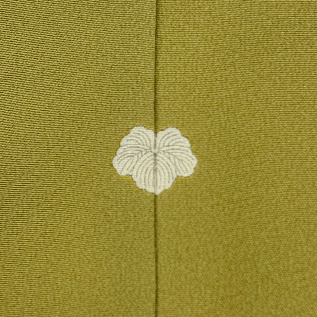 【美品】 留袖禮服禮服 身長158cm 袖長64.5cm M 雙層 落款あり 梅花 薄黃土色 純蠶絲 名品級 三つ紋