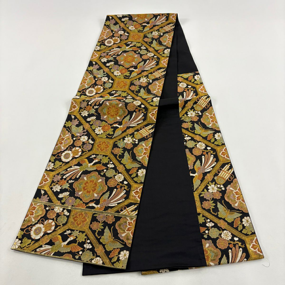 【美品】 袋帶 名品級 落款あり 本家加納 関西裁縫 蜀江華紋 花鳥 金糸 金金箔 黑 六通 純蠶絲