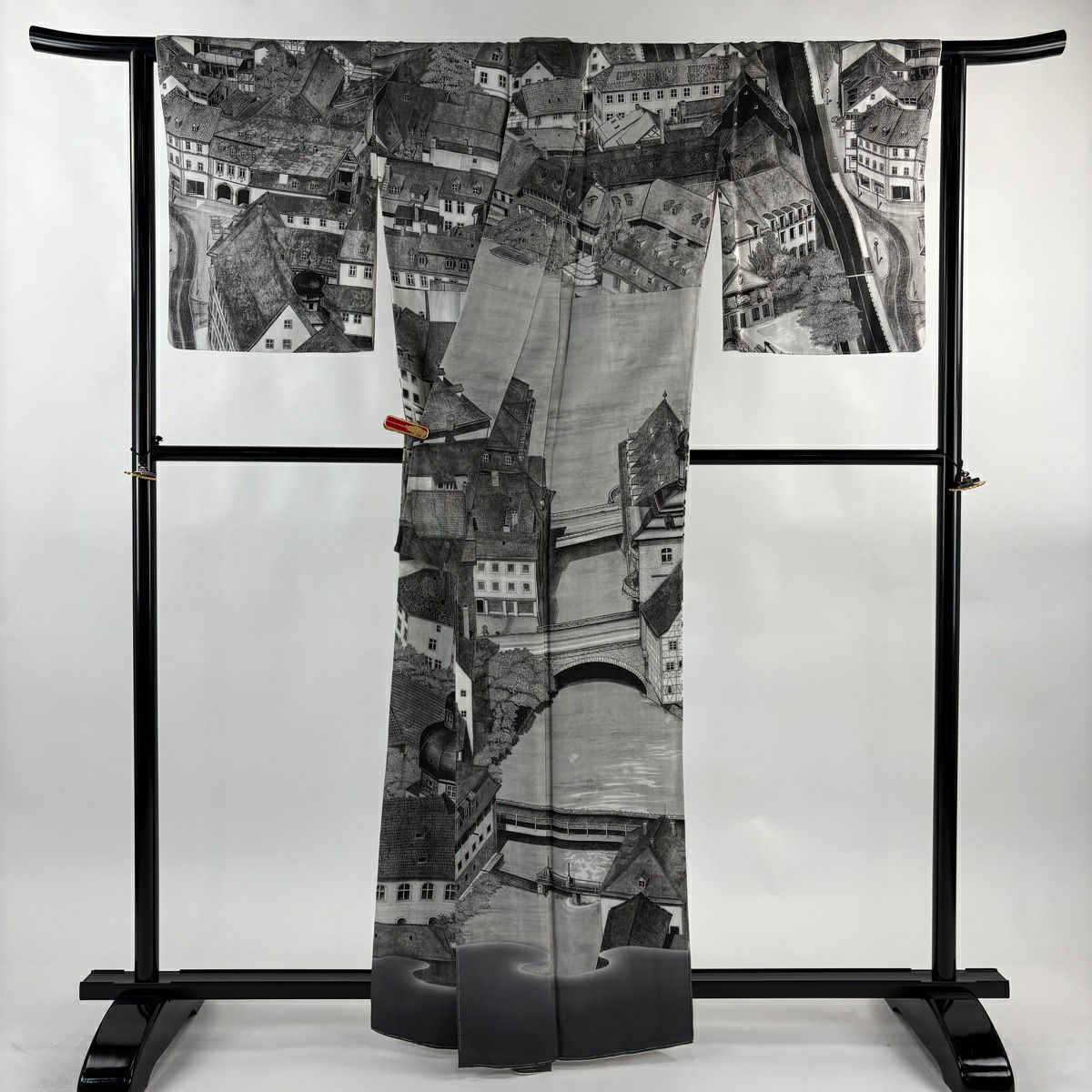 【美品】訪問服 身長161.5cm 袖長66cm M 雙層 山岡古都 落款あり 風景 建物 漸層 灰色 純蠶絲 逸品級