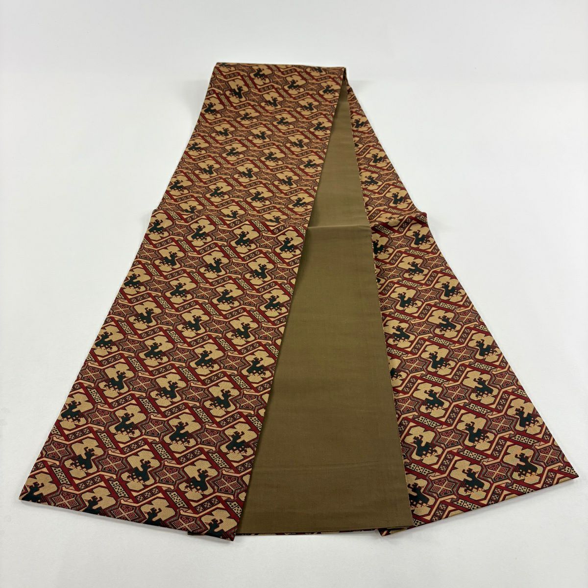 【美品】 袋帶 秀品級 有栖川文 深紅色 全通 純蠶絲