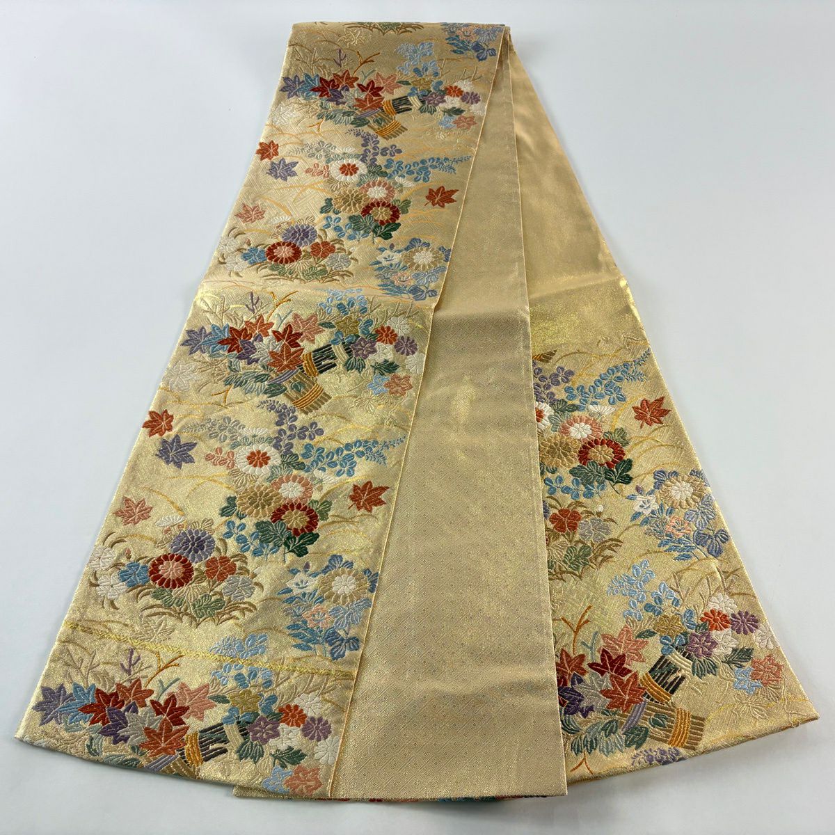 【美品】 袋帶 秀品級 菊花 秋草 金金箔 唐織 金色 六通 純蠶絲