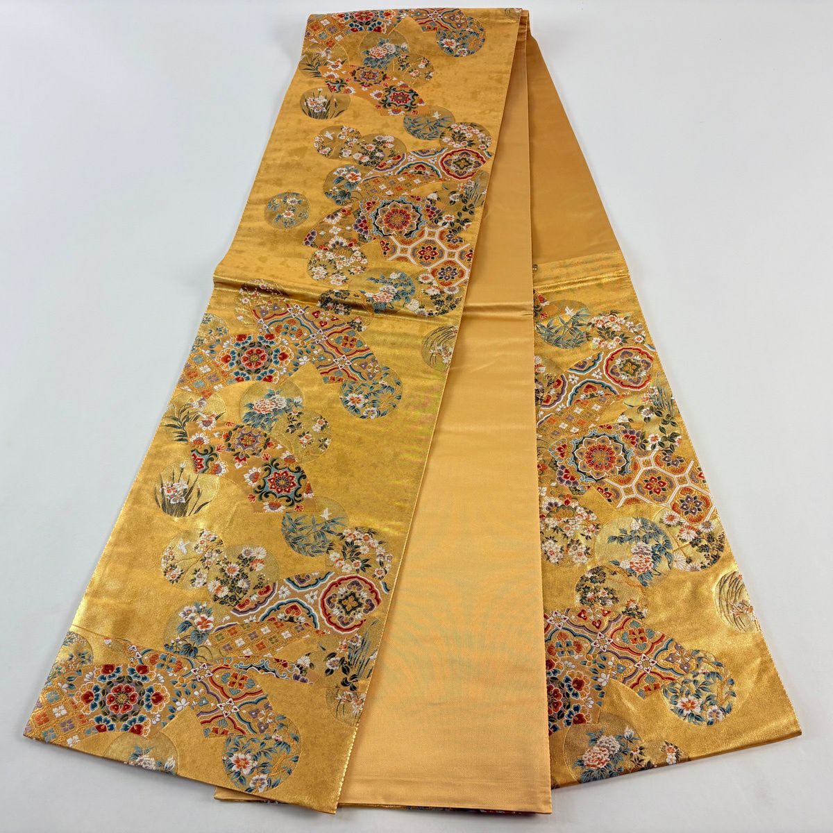 【美品】 袋帶 秀品級 聚寶織 瑞祥扇子面紋 草花紋 金糸 金金箔 金色 六通 純蠶絲