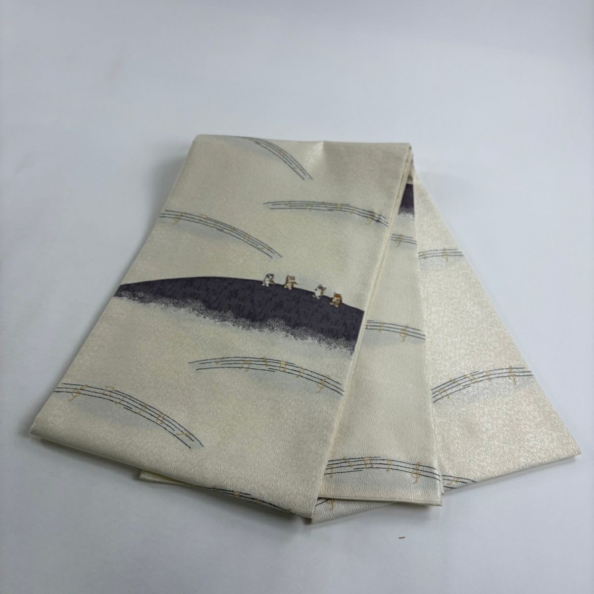 【美品】 袋帶 逸品級 貓的合奏 音符 金絲 灰白 大鼓圖案 純蠶絲