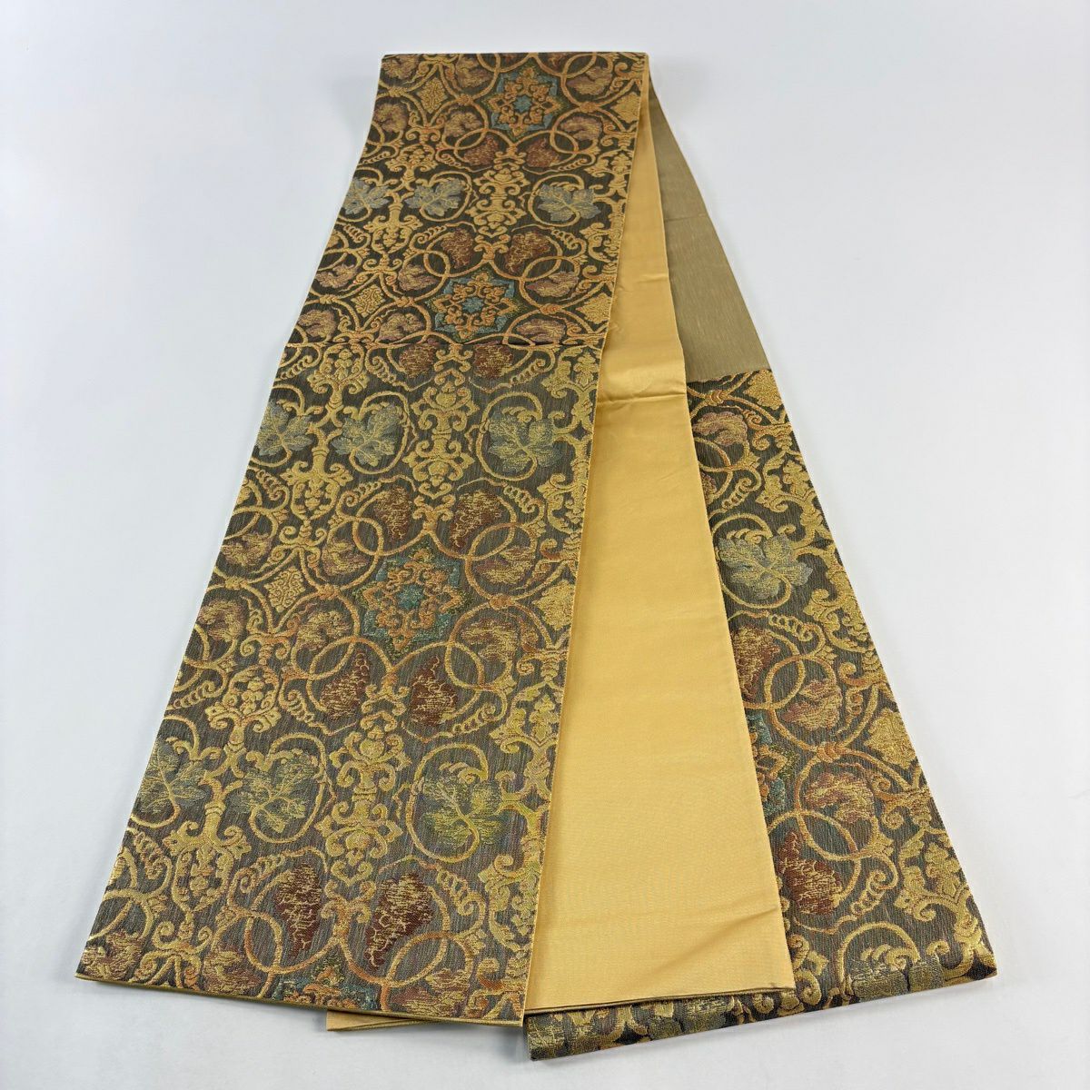 【美品】 袋帶 秀品級 葡萄唐草紋 幾何學 金金箔 金絲 金色 六通 純蠶絲