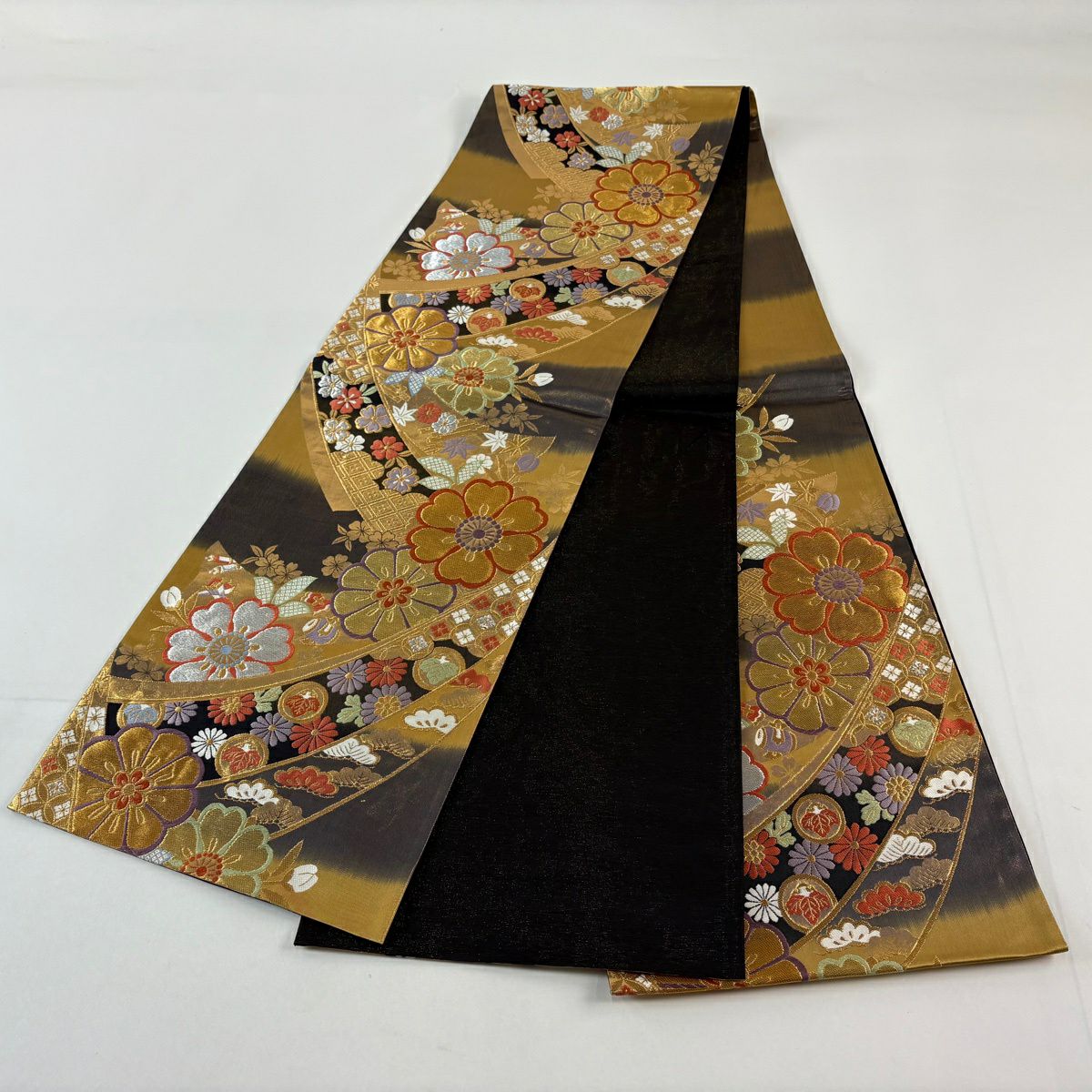 【美品】 袋帶 秀品級 振袖禮服禮服用 草花紋紋 有職文樣 金銀彩 金金箔 金 六通 純蠶絲