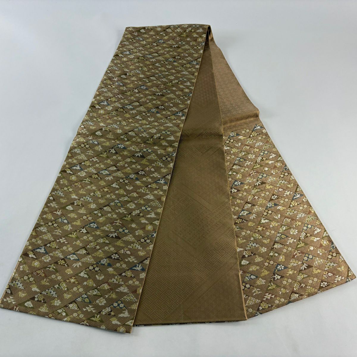 【美品】 袋帶 秀品級 鱗文 兔子 金金箔 淺茶 深色 六通 純蠶絲