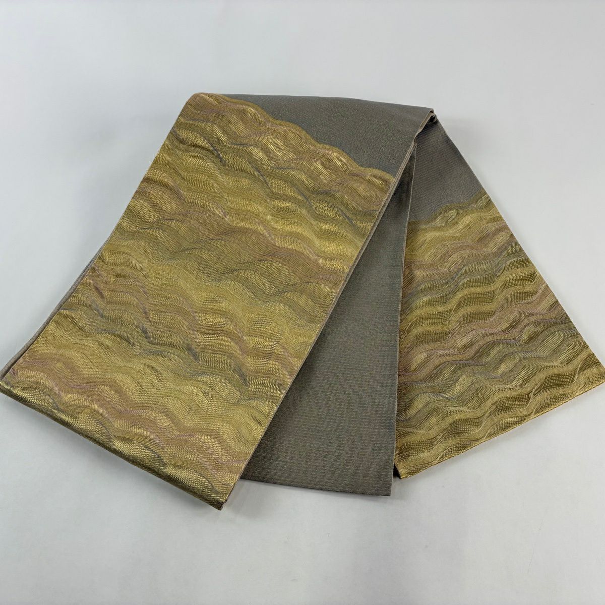 【美品】 袋帶 秀品級 斜條紋 金絲 金色 大鼓圖案 純蠶絲