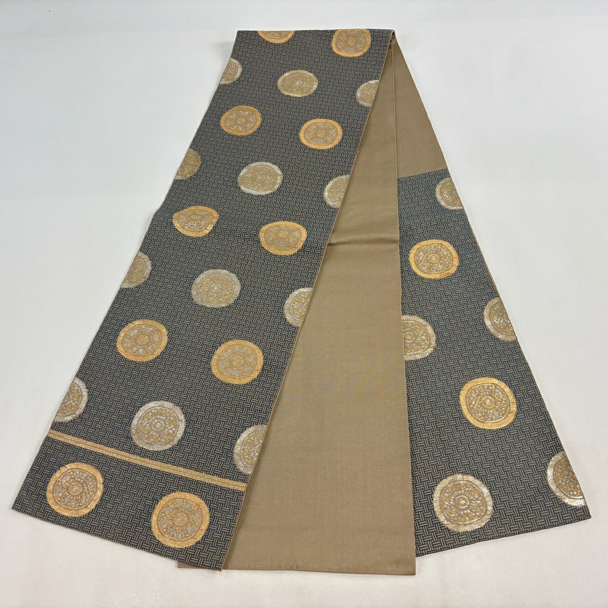 袋帶 逸品級 龍村平蔵 落款あり 糸屋錦襴 金銀糸 金金箔 灰茶 六通 純蠶絲