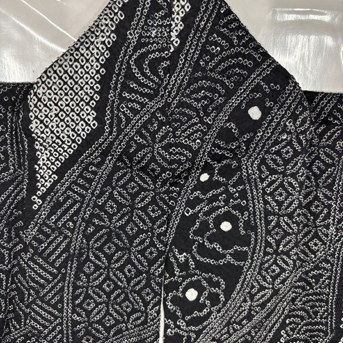 【美品】 小紋 身長152.5cm 袖長63cm S 雙層 花 有職紋樣 絞染 黑 純蠶絲 秀品級