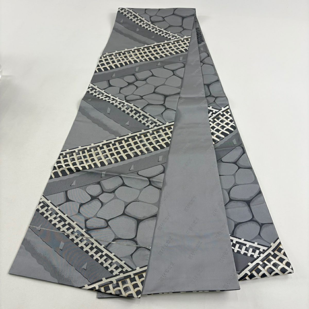 【美品】 袋帶 名品級 國寶姬路城 金絲 灰色 六通 純蠶絲