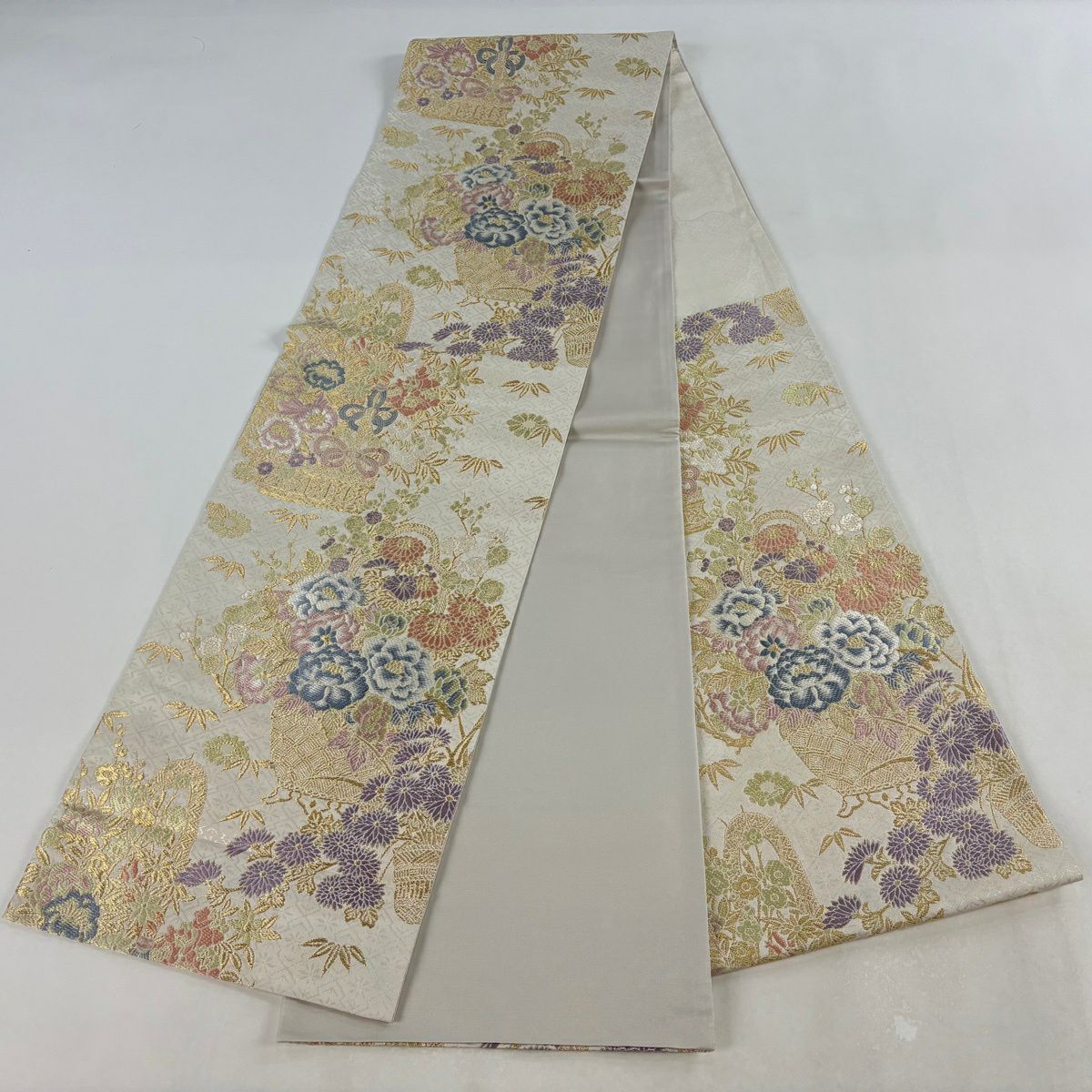【美品】 袋帶 逸品級 木村雨山監修 落款あり 共箱付き 加賀友禪 古田芳彩 花車 花籠 梅花竹子 金糸 金金箔 灰白 六通 純蠶絲