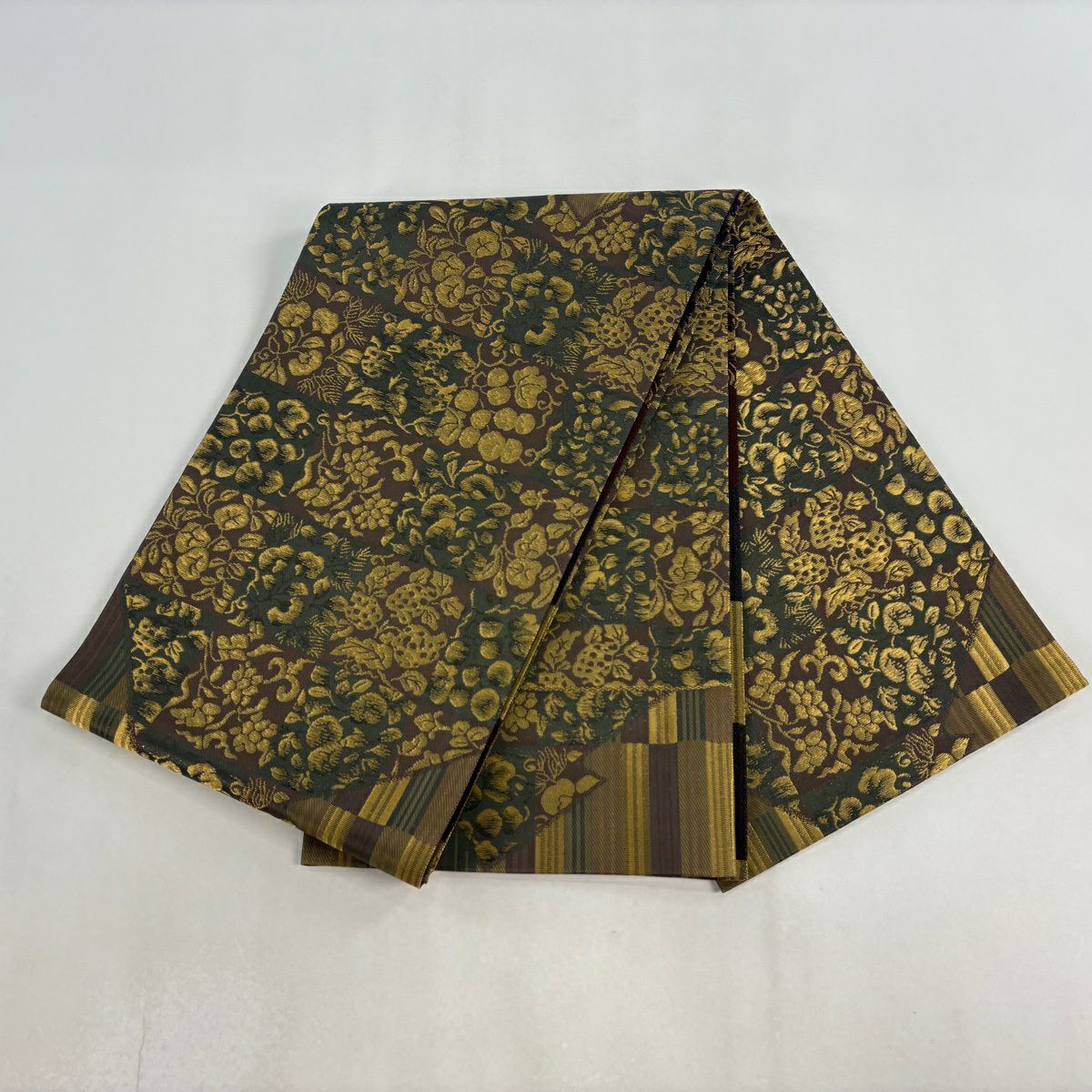 【美品】 袋帶 逸品級 誉田屋源兵衛 落款 草花紋紋 縞紋 金絲 金金箔 焦茶 全通 純蠶絲