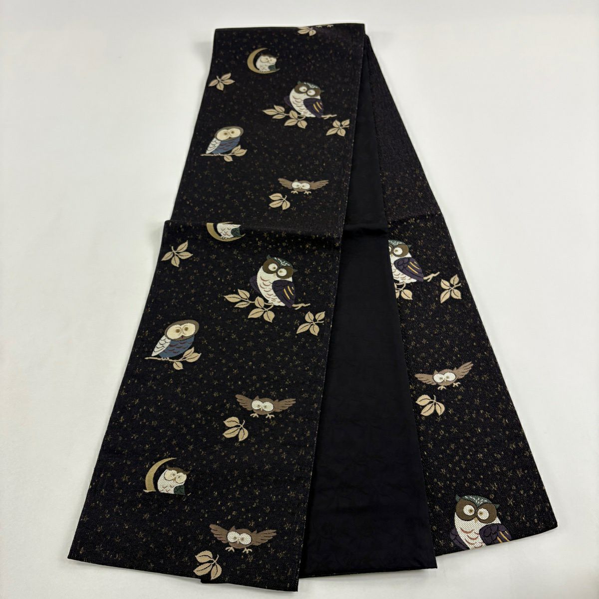 【美品】 袋帶 逸品級 貓頭鷹 葉子 刺繡 金金箔 黑 六通 純蠶絲