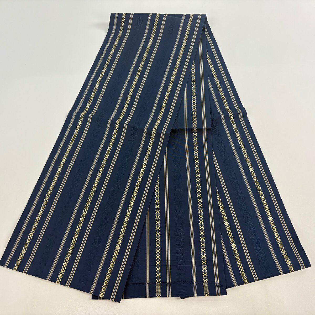 【美品】 名古屋帶 名品級 八寸名古屋帶 献上圖案 條紋 深藍 純蠶絲