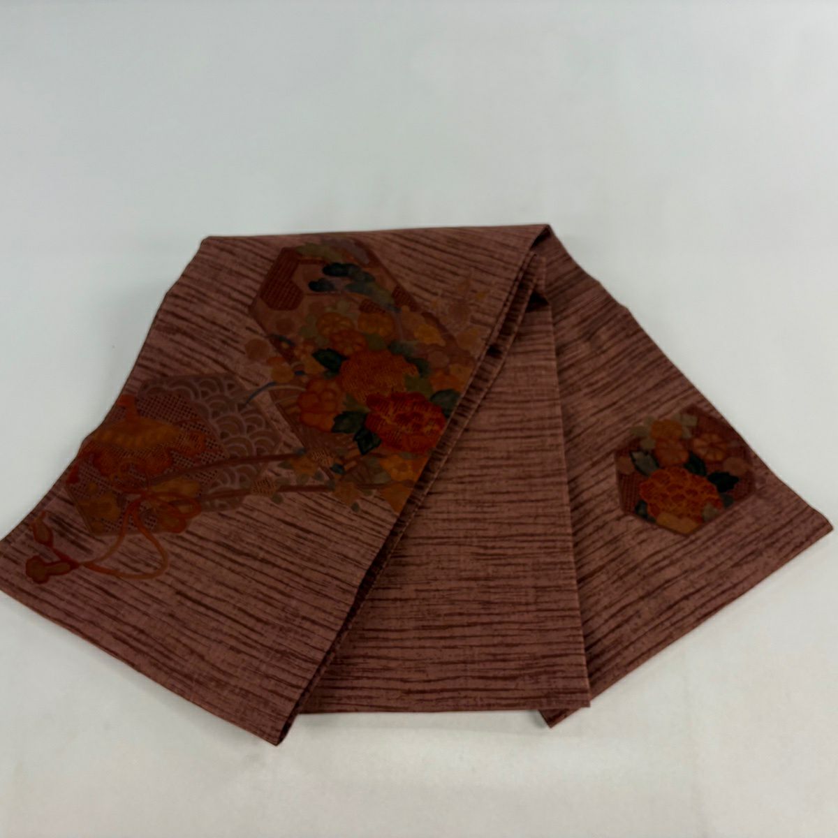 【美品】 袋帶 秀品級 紬織織 花車 牡丹 刺繡 小豆 深藍色 お太鼓圖案 純蠶絲