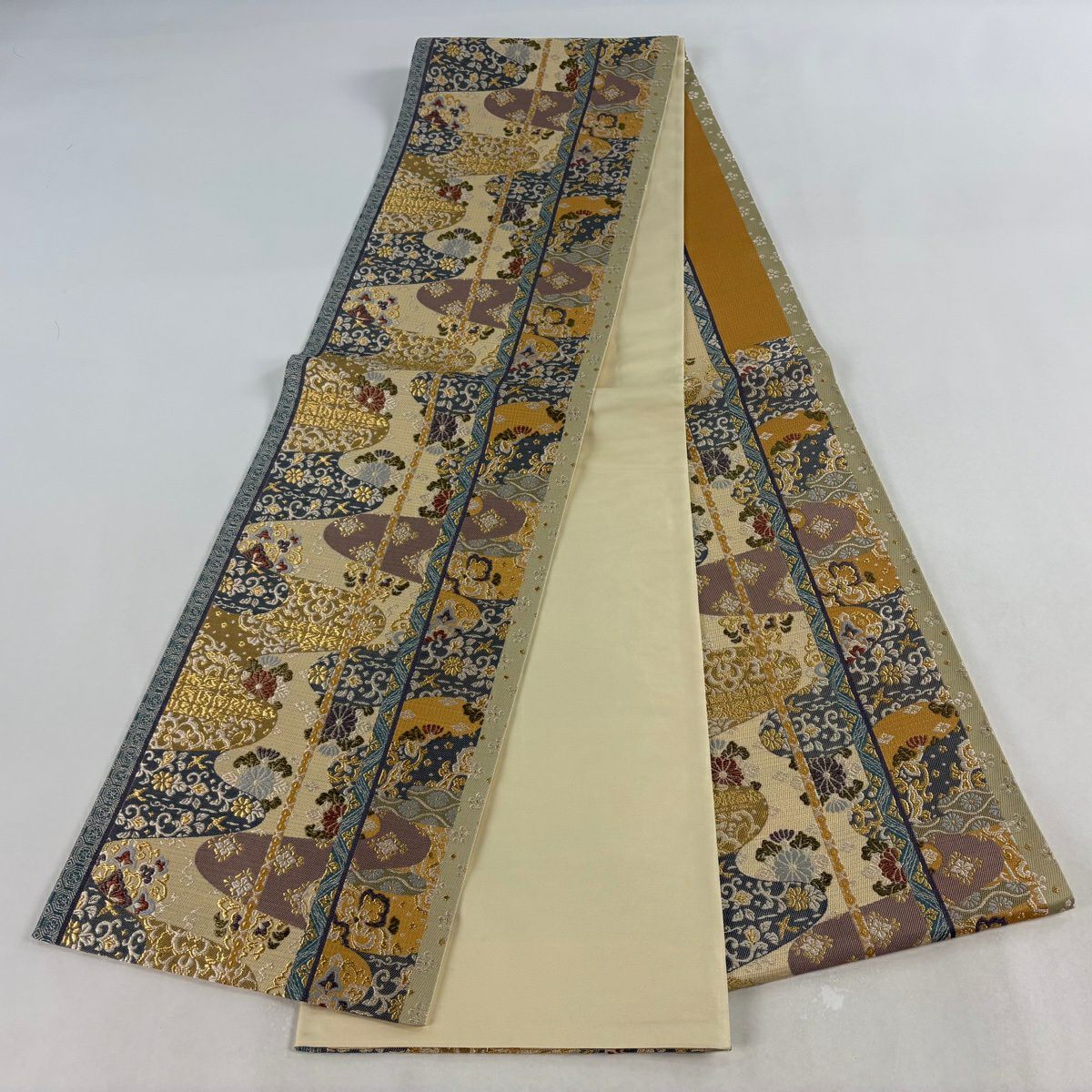 【美品】 袋帶 秀品級 華紋 霞 金絲 米色 六通 純蠶絲