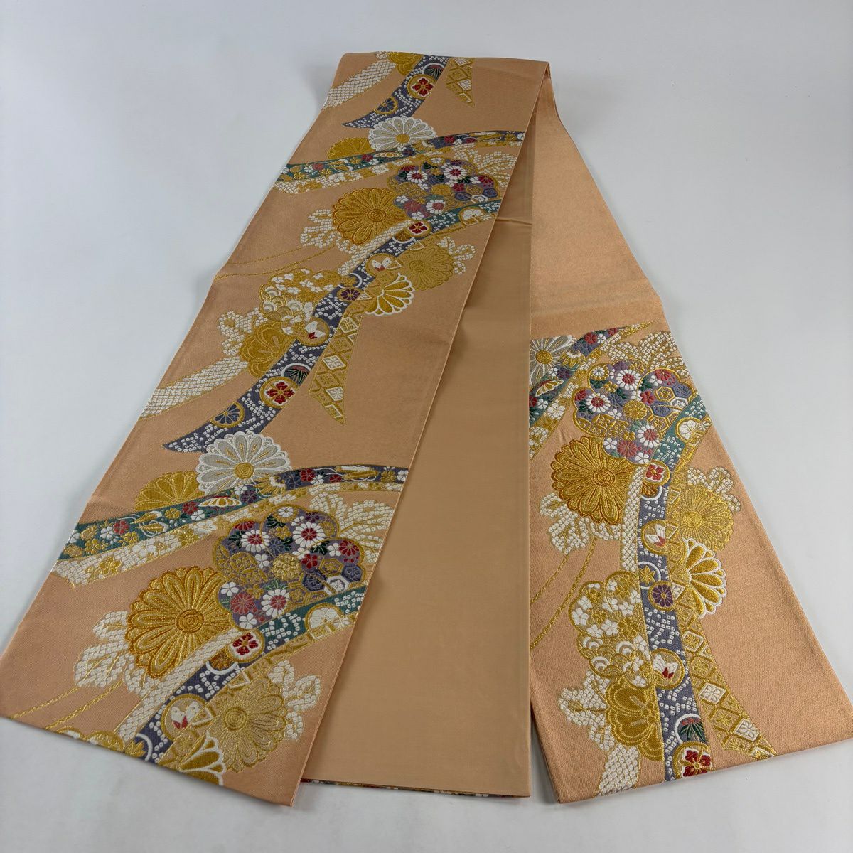 【美品】 袋帶 秀品級 熨斗紋 菊花 金金箔 金銀彩 淺橙色 六通 純蠶絲