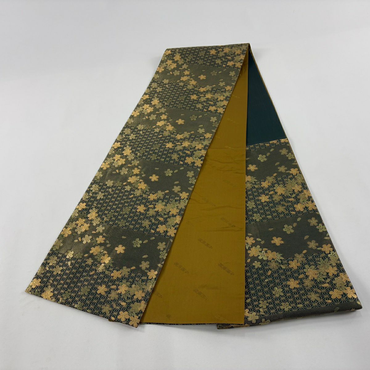 【美品】 袋帶 秀品級 二代目清次郎 落款あり 樱花 麻之叶 金金箔 金线 绿色 六通 純蠶絲