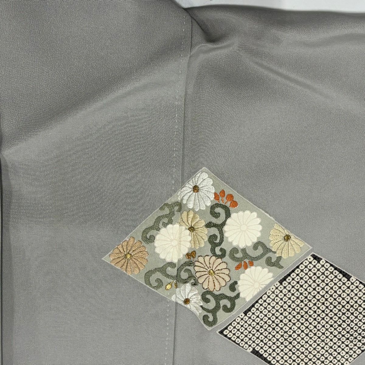 訪問服 身長160cm 袖長66cm M 雙層 松樹竹子梅花 菊花唐草紋 刺繡 金糸 灰 純蠶絲 名品級 一つ紋