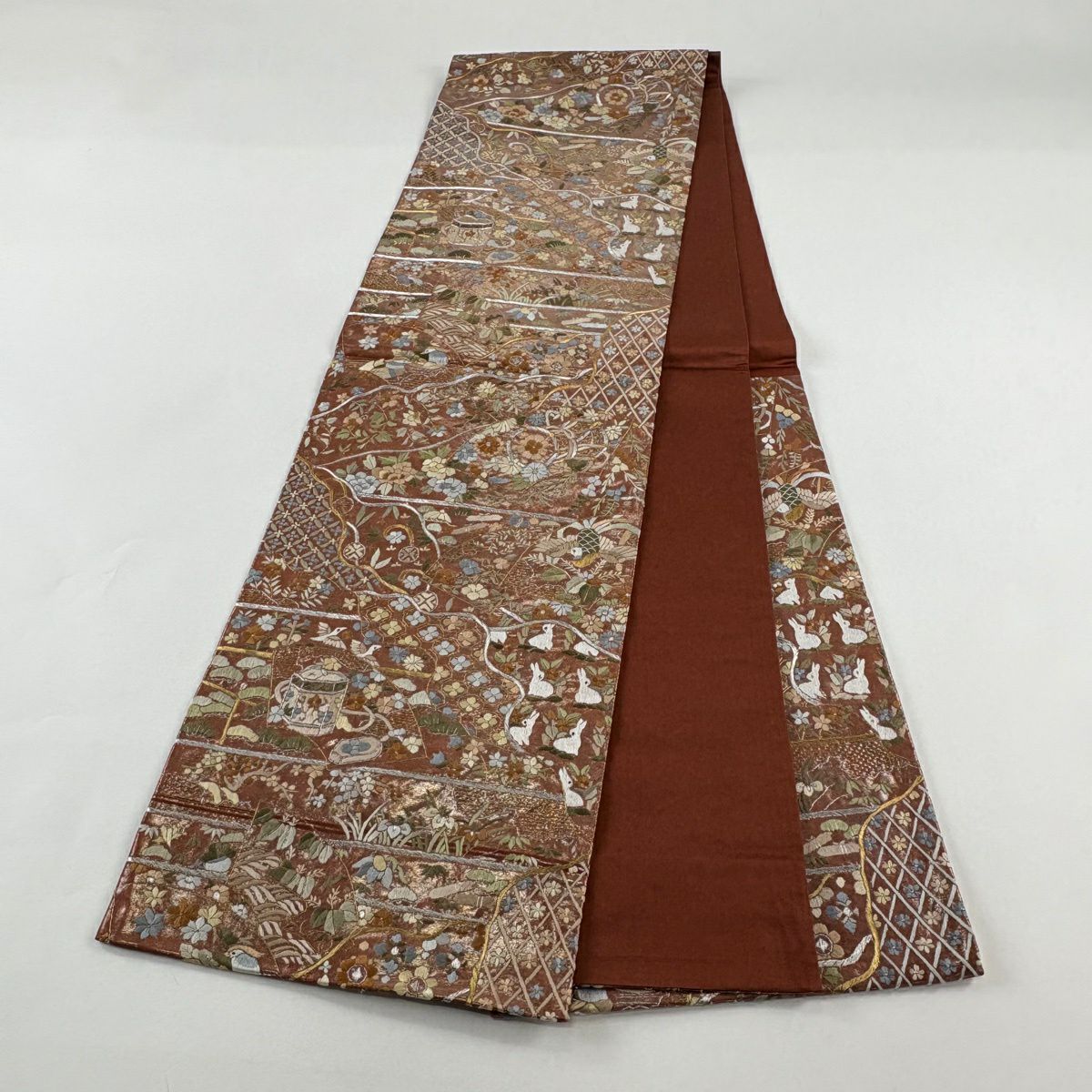【美品】 袋帶 逸品級 貝桶 兔子 刺繡 金線 茶 六通 純蠶絲