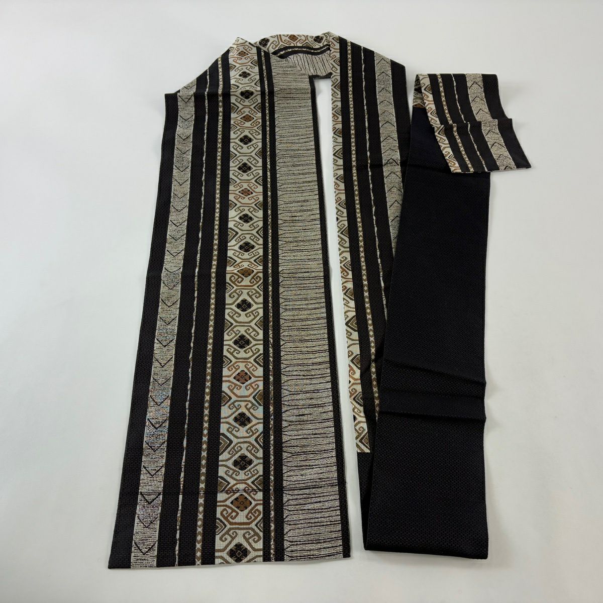 【美品】 名古屋帶 名品級 八寸名古屋帶 幾何圖案 條紋圖案 深紫 純蠶絲