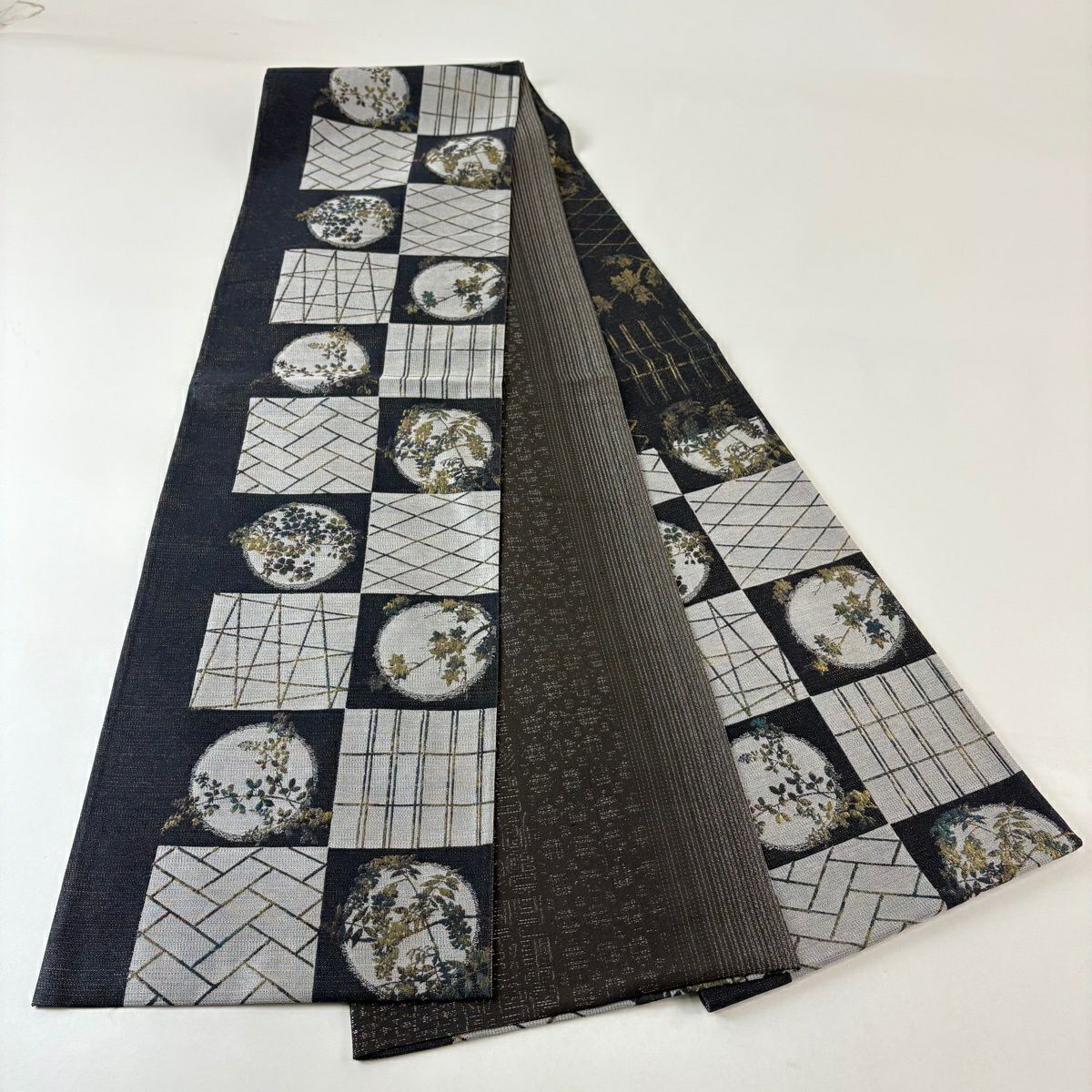 【美品】 袋帶 名品級 市松樹 草花紋 金金箔 青灰 六通 純蠶絲