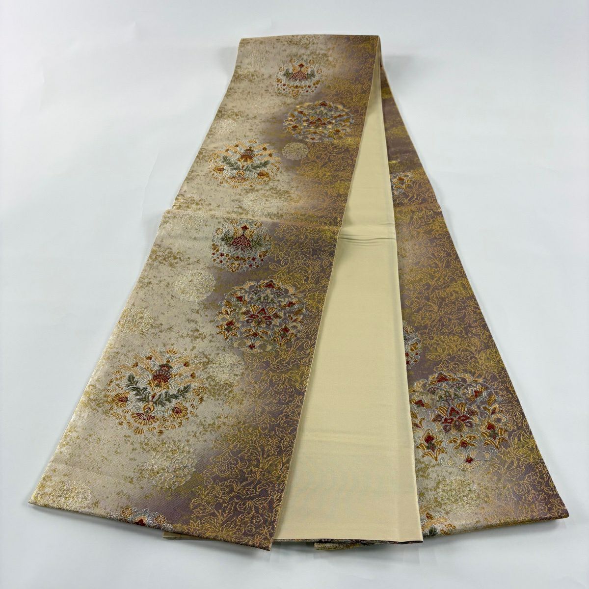 【美品】 袋帶 秀品級 草花紋 幾何圖案 金銀線 金金箔 米色 六通 純蠶絲
