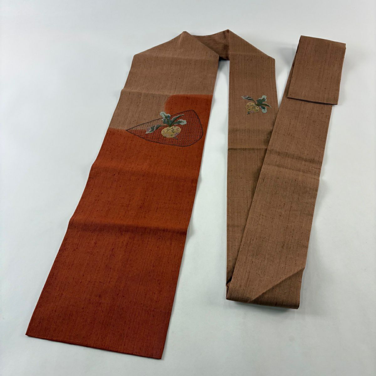 【美品】名古屋帶 優品級 紬織織 罩刺繡 紅茶 純蠶絲