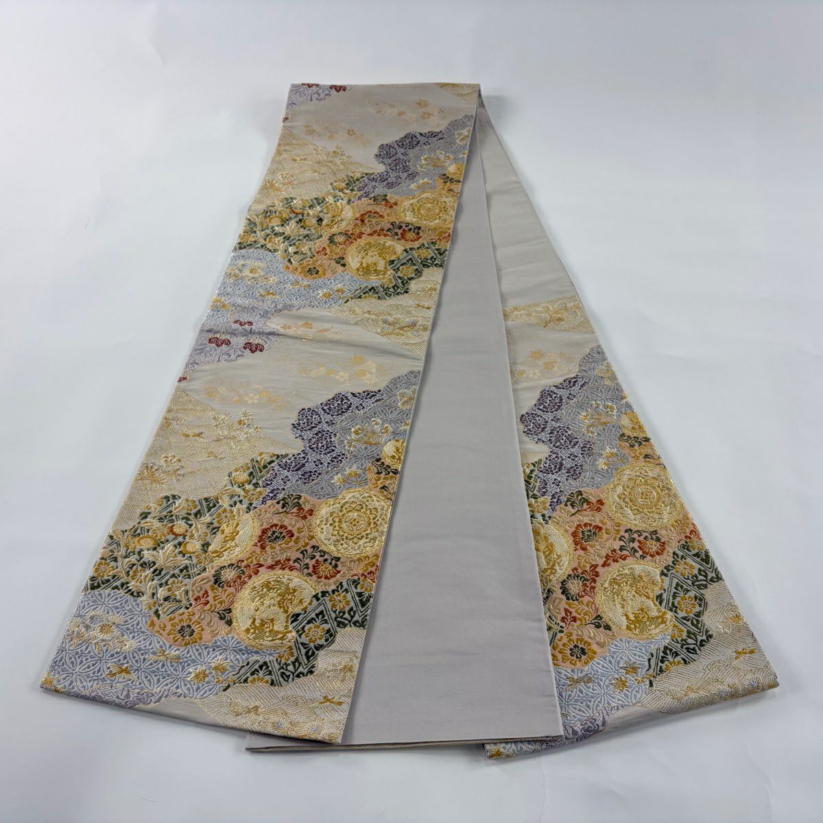 【美品】 袋帶 秀品級 道長取 草花紋 金金箔 金絲 米色 六通 純蠶絲