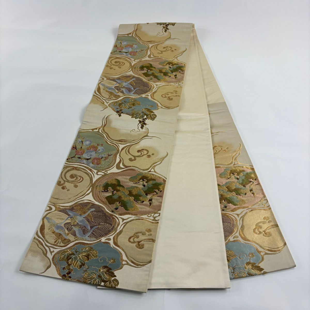 【美品】 袋帶 秀品級 本金金箔 流水仙鶴松樹紋 葡萄 唐織 金絲 米色 六通 純蠶絲