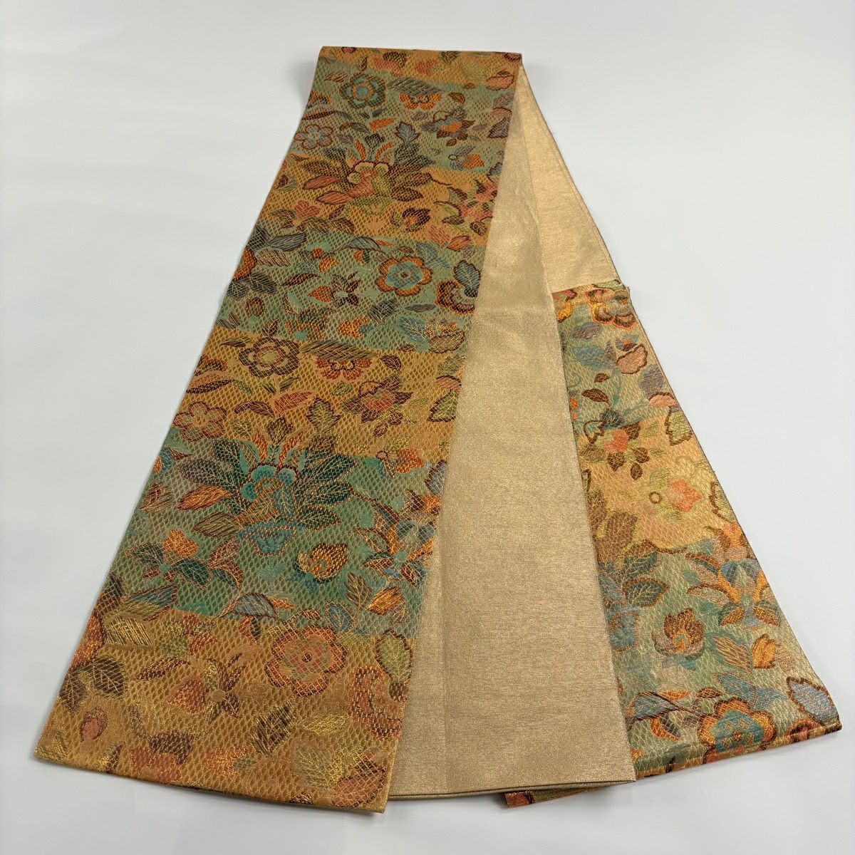 【美品】 袋帶 秀品級 落款 草花紋 金糸 金金箔 橙色 六通 純蠶絲