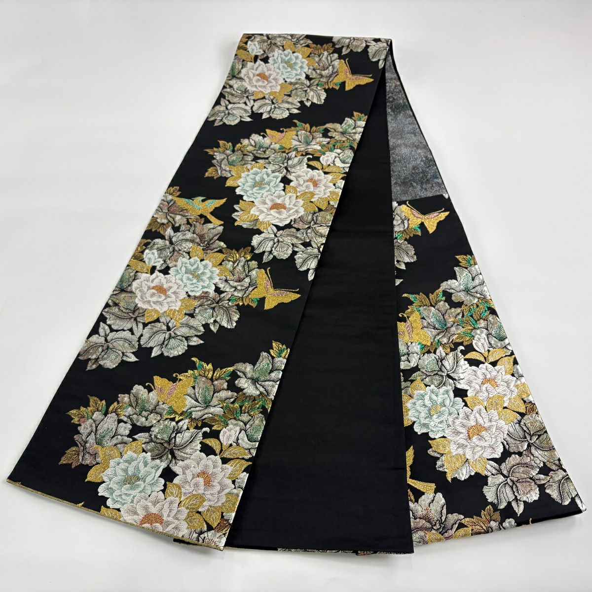 【美品】 袋帶 秀品級 草花紋紋 鳥 金金箔 唐織 黑 六通 純蠶絲