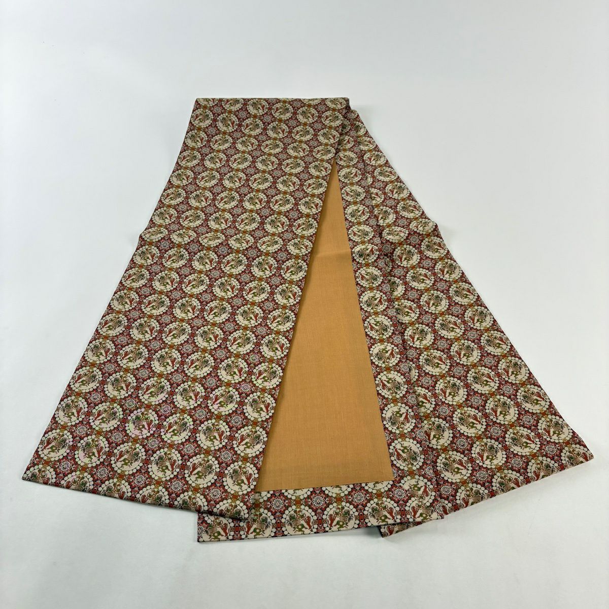 【美品】 名古屋帶 名品級 龍村美術織物 連珠狩獵紋 紅茶 純蠶絲