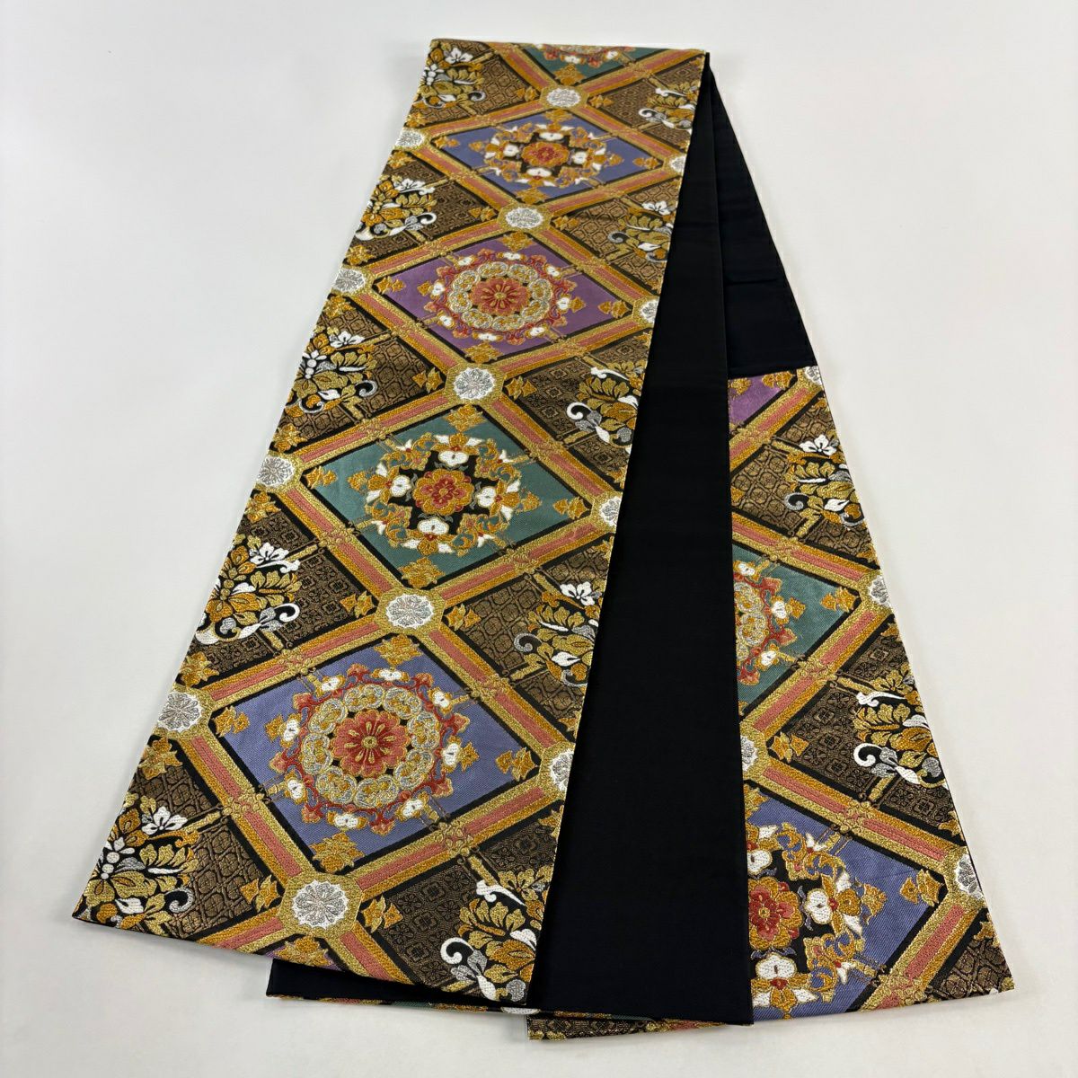 【美品】 袋帶 秀品級 華紋 草花紋 唐織 金金箔 紫 六通 純蠶絲