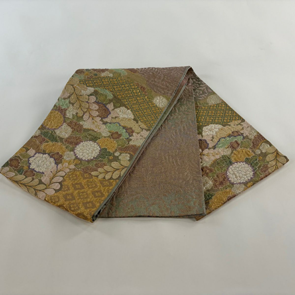 【美品】 袋帶 秀品級 菊花 花笠 金金箔 茶紫 大鼓圖案 純蠶絲