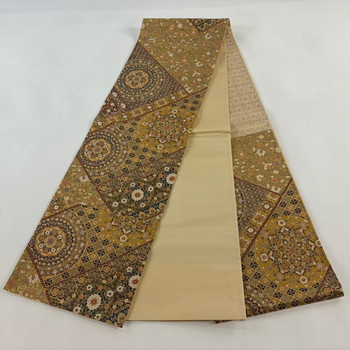【美品】 袋帶 逸品級 壹千八百精細織 華紋 金絲 金金箔 黃土 深色 純蠶絲