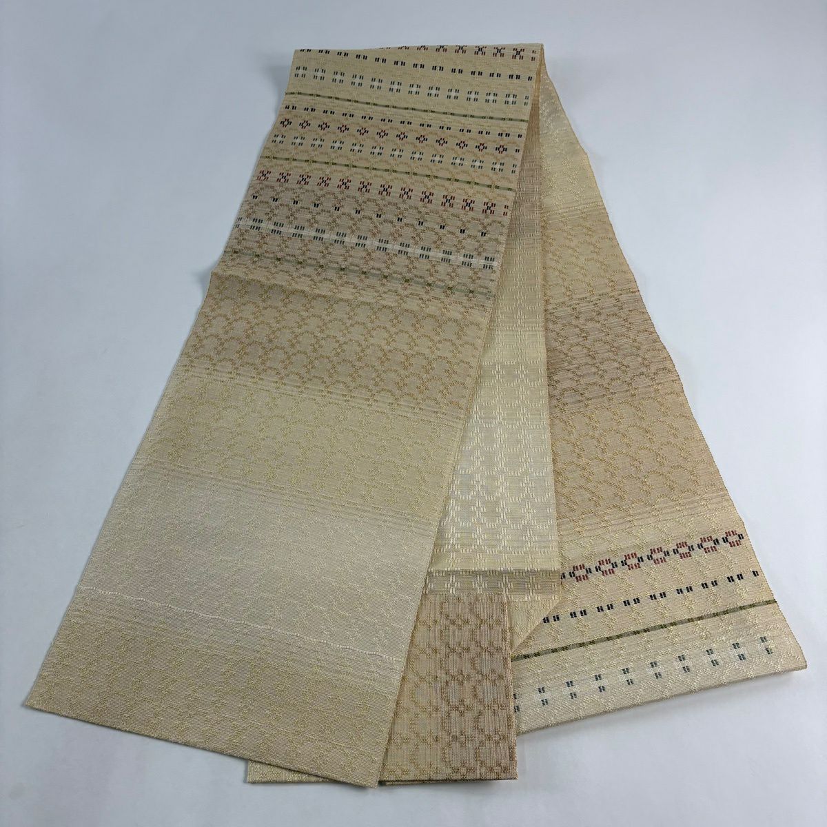 【美品】名古屋帶 名品級 八寸名古屋帶 松樹葉仕立 幾何學圖案 米色 純蠶絲