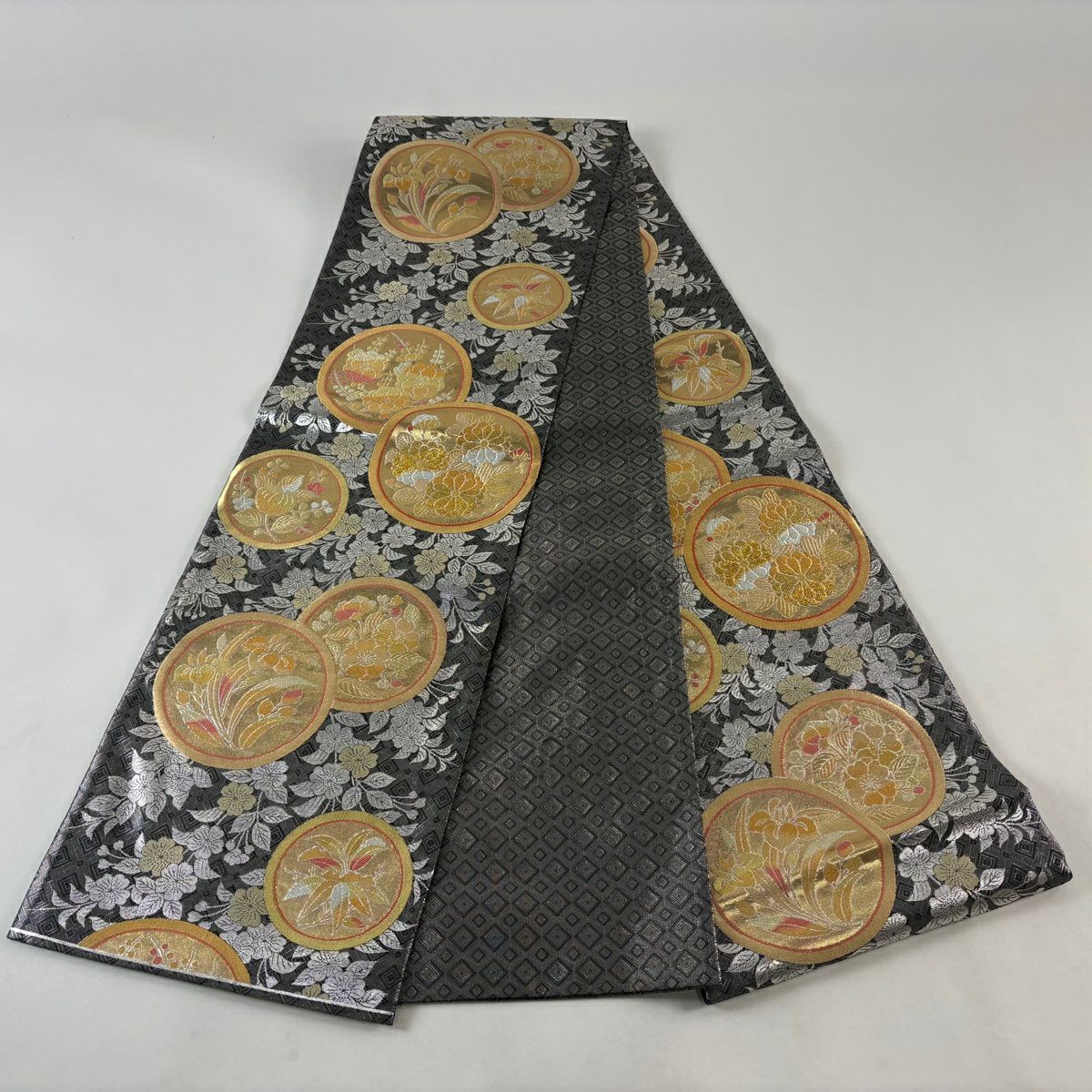 【美品】 袋帶 秀品級 菊花 枝梅花 金金箔 金銀彩 銀色 全通 純蠶絲