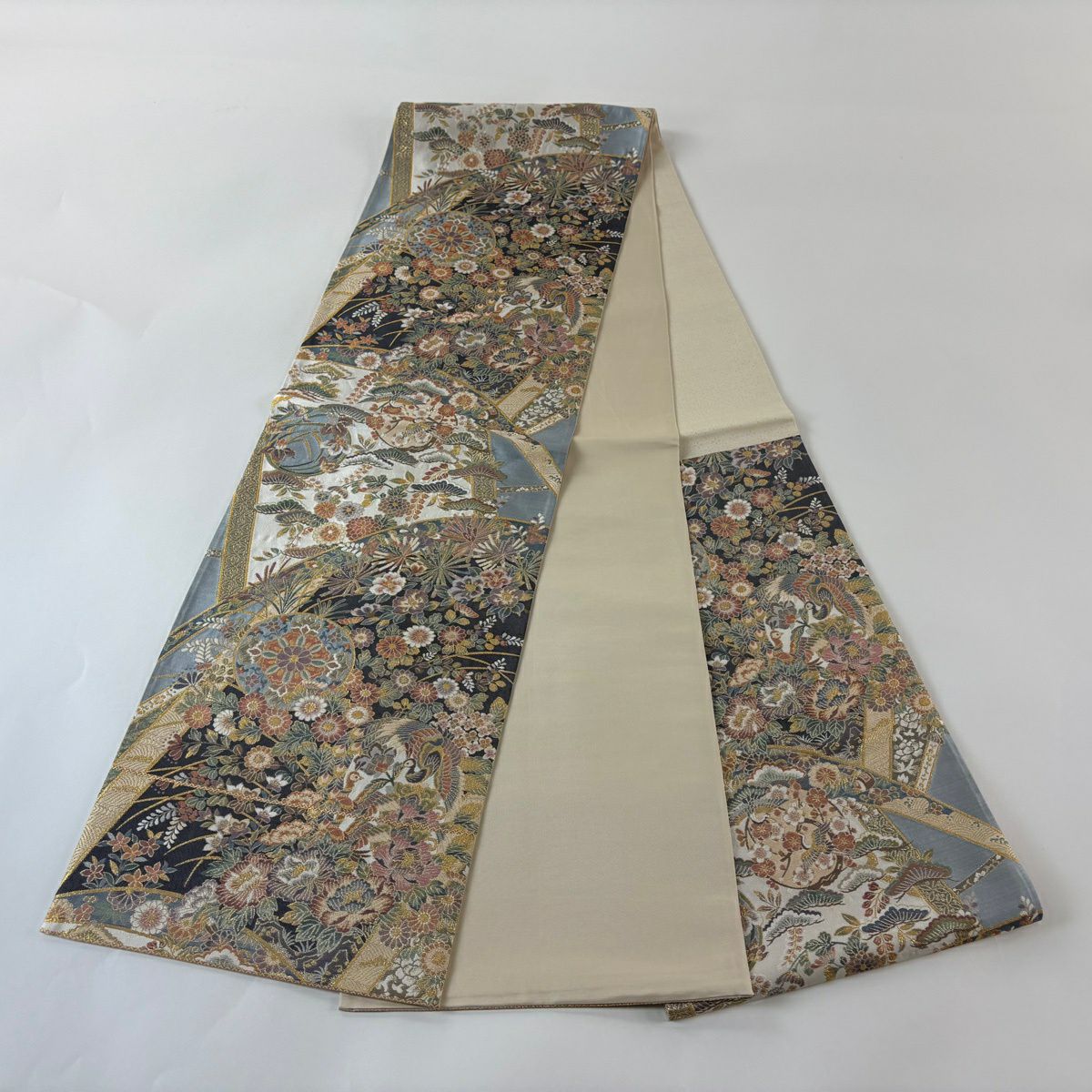 【美品】袋帶 秀品級 草花紋紋 孔雀 金絲 金金箔 米色 六通 純蠶絲