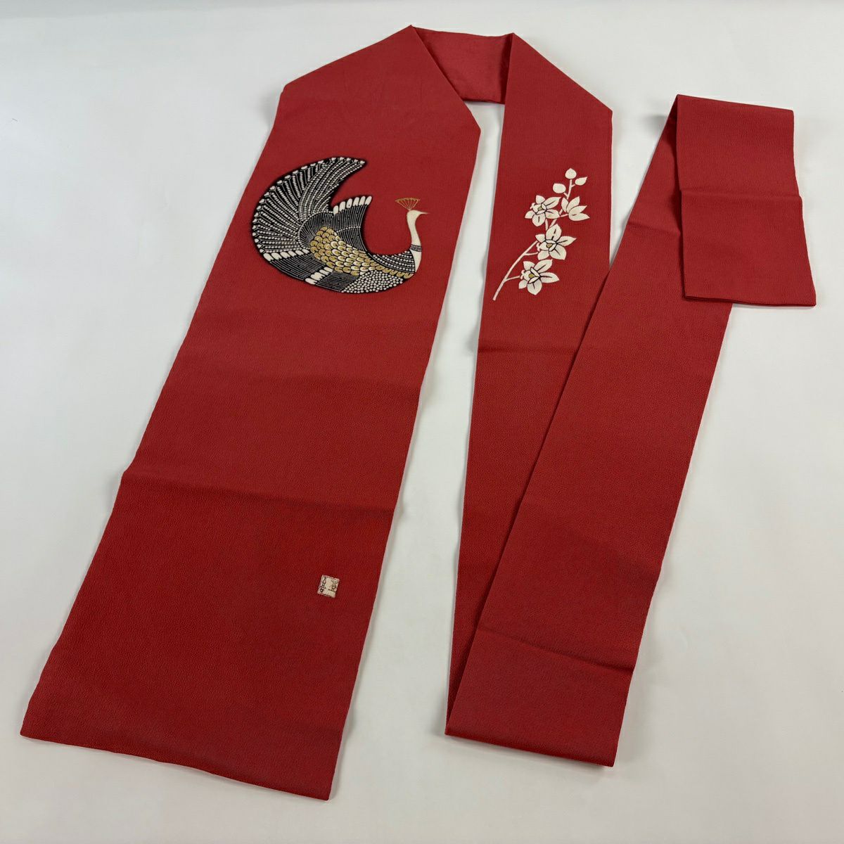 名古屋帶 逸品級 人間國寶 羽田登喜男 落款あり 孔雀 金糸 縮緬 茜 純蠶絲