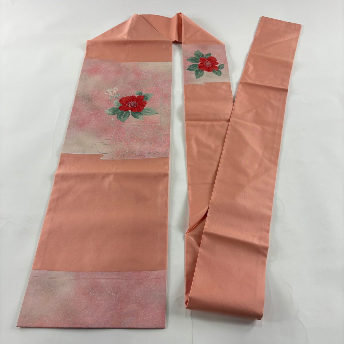 【美品】 名古屋帶 優品級 草花紋紋 霞 唐織 銀線 粉紅 純蠶絲