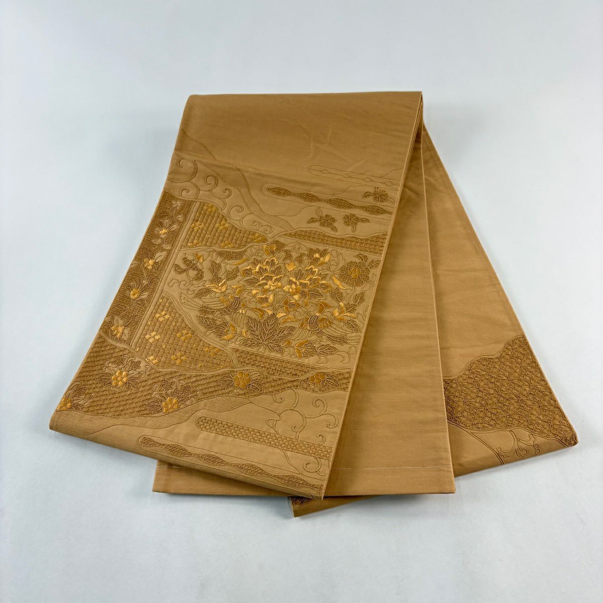 【美品】 袋帶 秀品級 草花紋 麻葉 刺繡 黃土 深色 正蠶絲