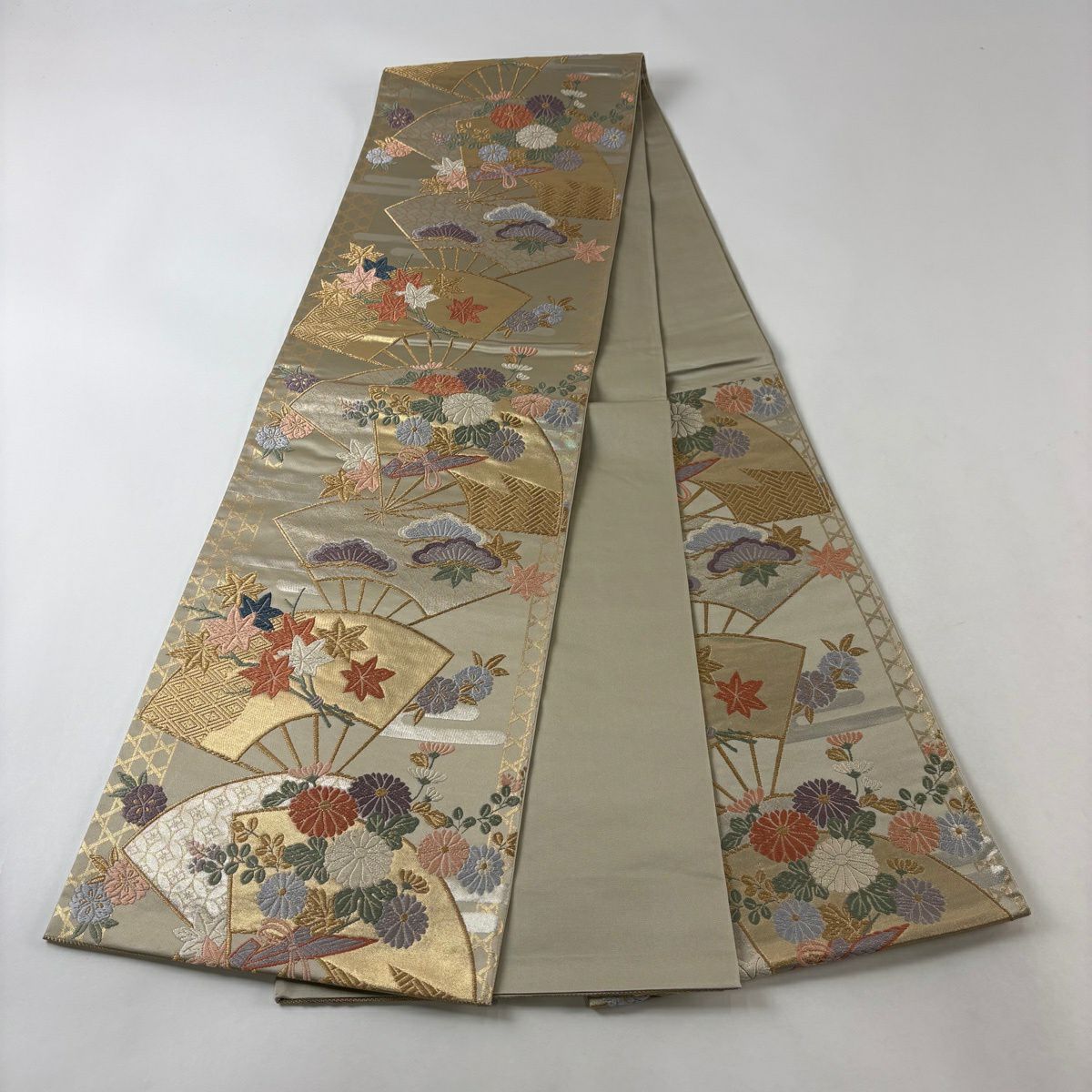 【美品】 袋帶 秀品級 能衣 扇子 草花紋 金金箔 金絲 灰綠 六通 純蠶絲
