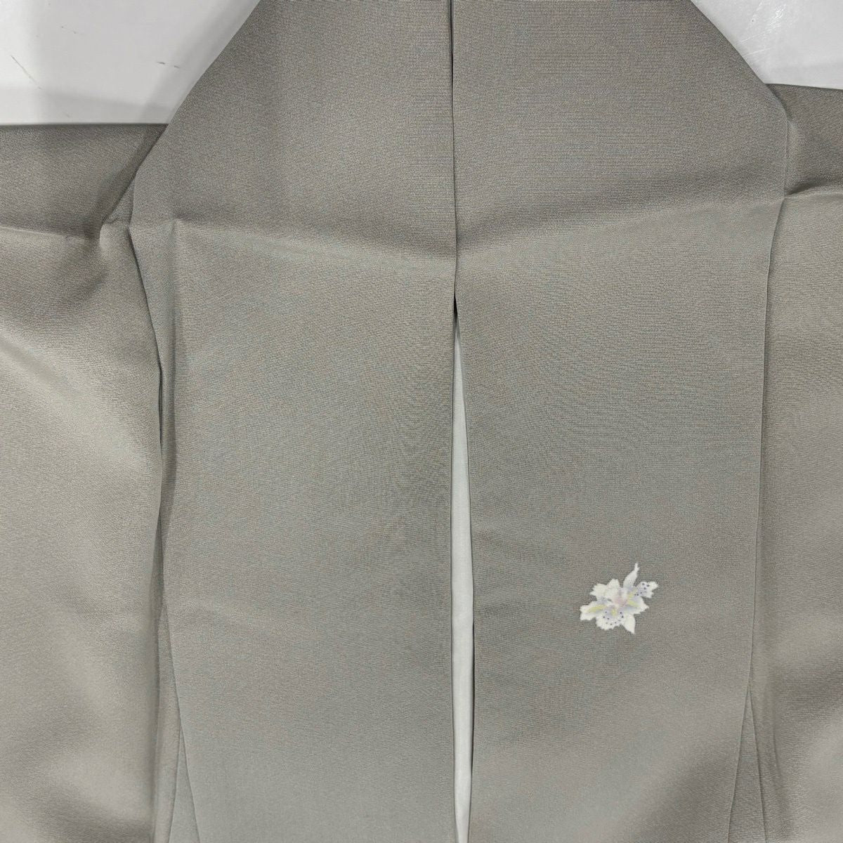 【美品】訪問服 身長150cm 袖長64cm M 雙層 藤舟 落款あり 草花紋紋 染分 ぼかし 灰色 純蠶絲 名品級
